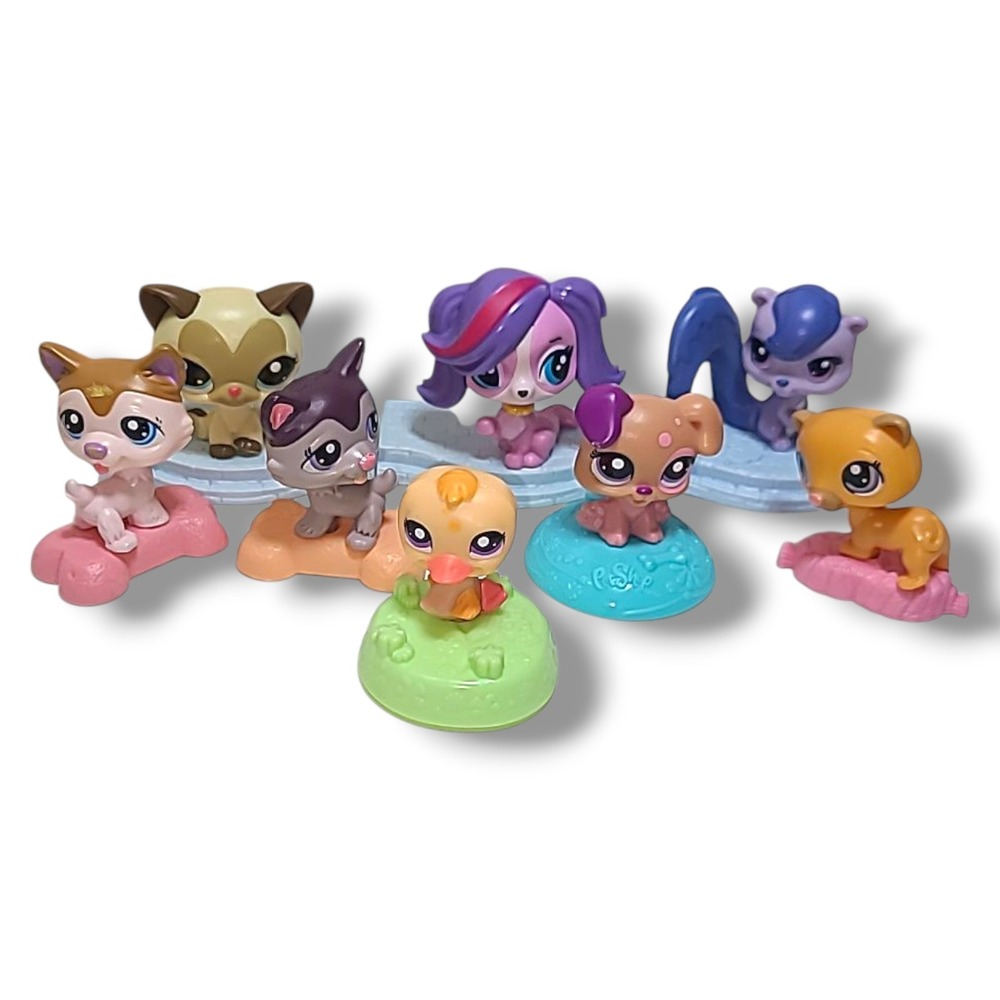 Lot of 8 McDonald's Littlest Pet Shop Pets LPS Happy Meal‎ Toys